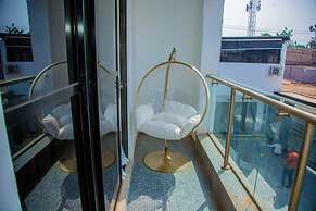 Aviv Luxury Homes