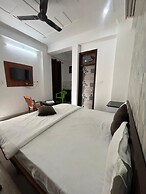 Staylo Masterprice Inn