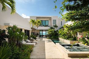 The Strand Turks and Caicos