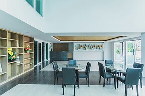 Studio in Ozone Condo in Kata A702
