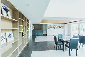 Studio in Ozone Condo in Kata A702