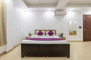 Hotel Aura Grand SECTOR - 63A Noida