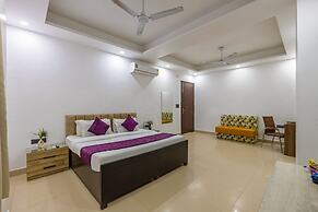 Hotel Aura Grand SECTOR - 63A Noida