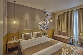 Grand Continent- A Luxury Collection Udaipur