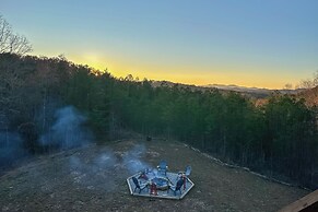 Deck & Mtn Views: 'sunset Ridge Cabin' in Murphy