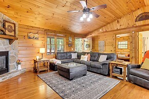 Deck & Mtn Views: 'sunset Ridge Cabin' in Murphy