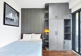 Lumiere Apartment Swanbay