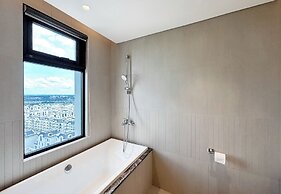 Lumiere Apartment Swanbay