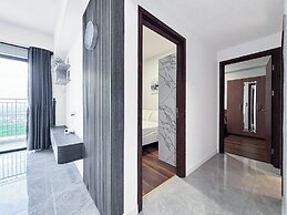 Lumiere Apartment Swanbay