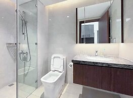 Lumiere Apartment Swanbay