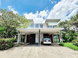 Lumiere Villa Swanbay
