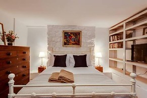 Basement Studio in Summertown With Kitchenette