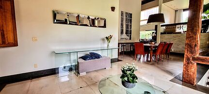 Estilo e Charme em Macacos