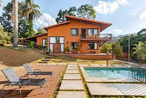 Estilo e Charme em Macacos