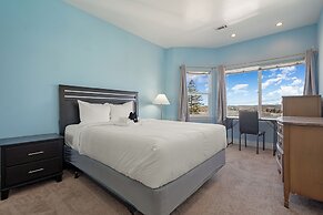 Private Room in SF - Shared Bath Kitchen