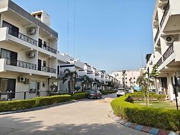 Vrindavan Stays Sunrakh Bangar