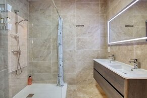 Stylish Apartment - Breathtaking Views in Xlendi