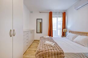 Stylish Apartment - Breathtaking Views in Xlendi