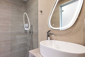 AIRSCAPE HOTEL FREE SHUTTLE ATH AIRPORT