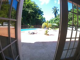 Toraille Waterfall Villas