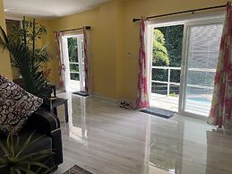 Toraille Waterfall Villas