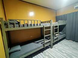 Yelcalibre Room Rentals