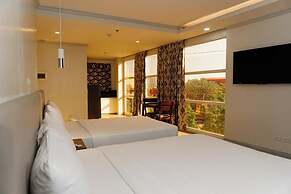 Madison Suites