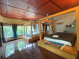 Saksaitarn Resort