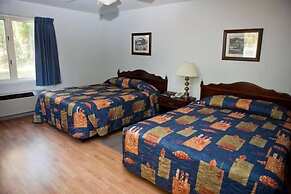 The Clansman Motel