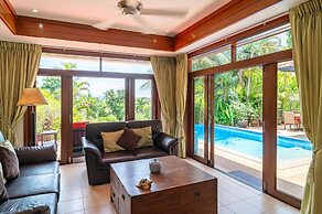 4BR Villa beach walking distance KBR44