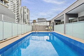 Studio3: Chic Bondi Abode With Pool & A/C