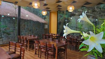 Cendana Trang An Retreat