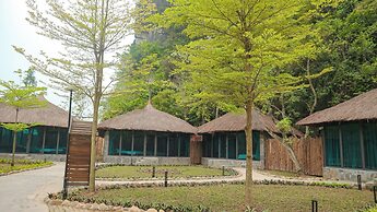 Cendana Trang An Retreat