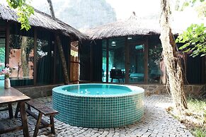 Cendana Trang An Retreat