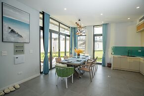 Solar LuxStay Villa - Long Beach