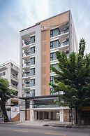 Solyn Hotel