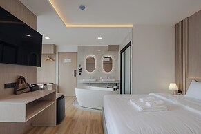 Solyn Hotel