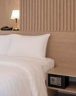 Solyn Hotel