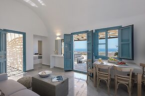 GTK Santorini Oia Sunset Villas
