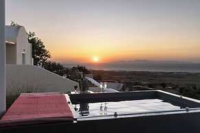 GTK Santorini Oia Sunset Villas