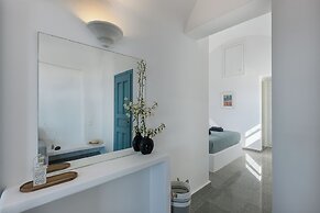 GTK Santorini Oia Sunset Villas