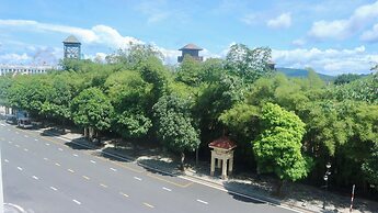 Monstera Hotel and Coffee