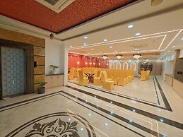 Hotel The Rajwada LP