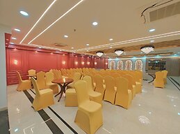 Hotel The Rajwada LP