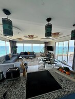 Cozy Apartment With Breathtaking View