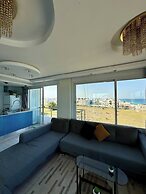 Cozy Apartment With Breathtaking View