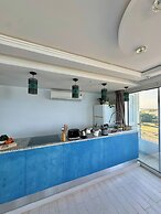 Cozy Apartment With Breathtaking View