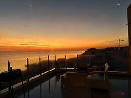 Cozy Apartment With Breathtaking View