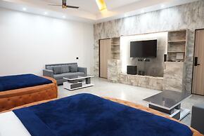 Viraj International Hotel