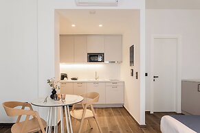 Kleo II by Zoia Living